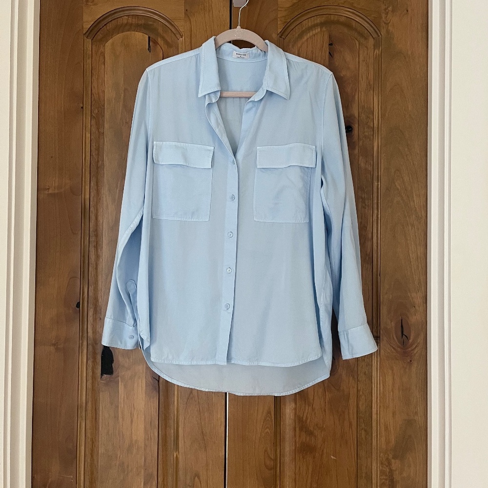 Stain — Aritzia Babaton Utility Shirt Blue Medium